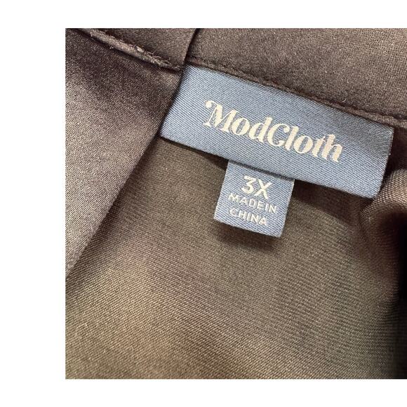 ModCloth 3X Miss Appreciated High Collar Full Back Button Pleated Shoulders - Picture 3 of 9